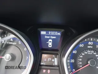 2014 Hyundai Elantra с VIN KMHD35LH4EU220163, выставлен на аукционе IAAI как лот 41272694 с пробегом 91 010 миль миль и . История ставок и продаж доступна на DreamBid. Изображение 7.
