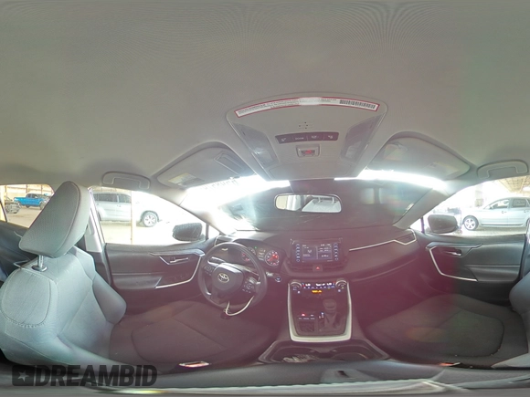 2020 Toyota RAV4 XLE with VIN 2T3W1RFV0LW084934, listed as a Copart auction lot 65985795 with 43,010 mi miles and Salvage title. Bid and sale history available at DreamBid. Image 14.