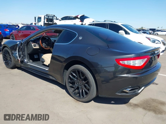2009 Maserati GranTurismo с VIN ZAMHL45A390047969, выставлен на аукционе IAAI как лот 41864637 с пробегом 37 590 миль миль и . История ставок и продаж доступна на DreamBid. Изображение 3.
