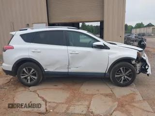 2017 Toyota RAV4 XLE с VIN 2T3WFREV6HW389493, выставлен на аукционе IAAI как лот 42087504 с пробегом 152 708 миль миль и . История ставок и продаж доступна на DreamBid. Изображение 13.