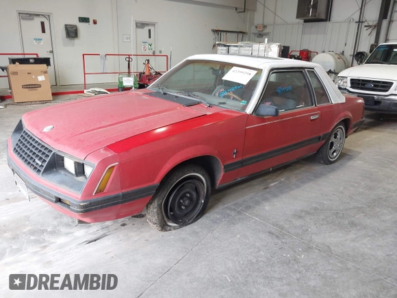 1982 Ford Mustang z VIN 1FABP10A9CF188186, wystawiony jako IAAI lot #42399298 z przebiegiem 88 424 mil mil oraz . Historia ofert i sprzedaży dostępna na DreamBid. Obrazek 2.
