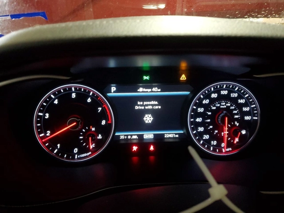2019 Genesis G70 2.0T Advanced with VIN KMTG44LA2KU019189, listed as a Copart auction lot 45995225 with 22,401 mi miles and Salvage Title. Bid and sale history available at carsss.com. Image 9.