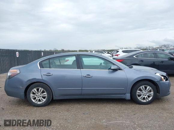 2010 Nissan Altima 2.5 S with VIN 1N4AL2AP0AN564793, listed as a IAAI auction lot 41903567 with 180,648 mi miles. Bid and sale history available at carsss.com. Image 13.