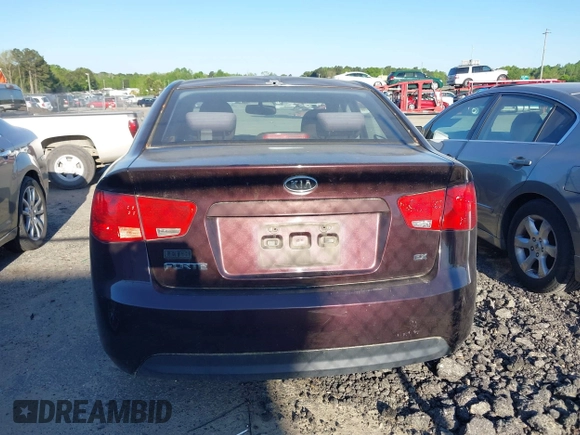 2010 Kia Forte EX with VIN KNAFU4A26A5306448, listed as a IAAI auction lot 42048677 with 172,095 mi miles. Bid and sale history available at carsss.com. Image 16.