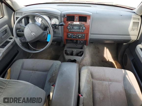 2005 Dodge Dakota SLT z VIN 1D7HW48K05S310312, wystawiony jako Copart lot #88061125 z przebiegiem 208 806 mil mil oraz Nie do naprawy • Non repairable. Historia ofert i sprzedaży dostępna na DreamBid. Obrazek 8.