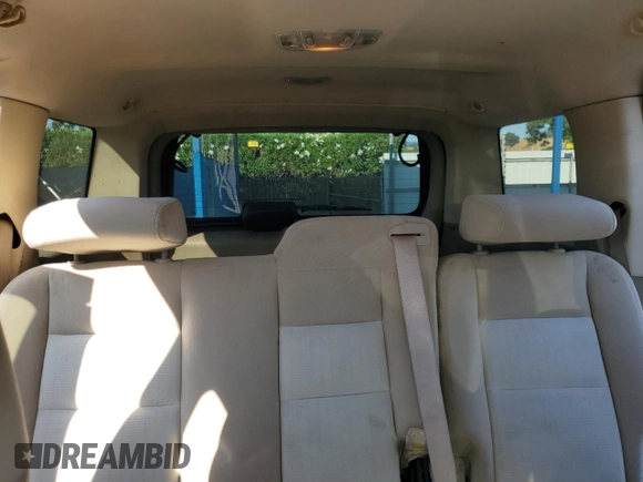 2010 Ford Explorer XLT z VIN 1FMEU7DE3AUA59445, wystawiony jako Copart lot #66660265 z przebiegiem 218 203 mil mil oraz Czysty tytuł • Clean title. Historia ofert i sprzedaży dostępna na DreamBid. Obrazek 10.