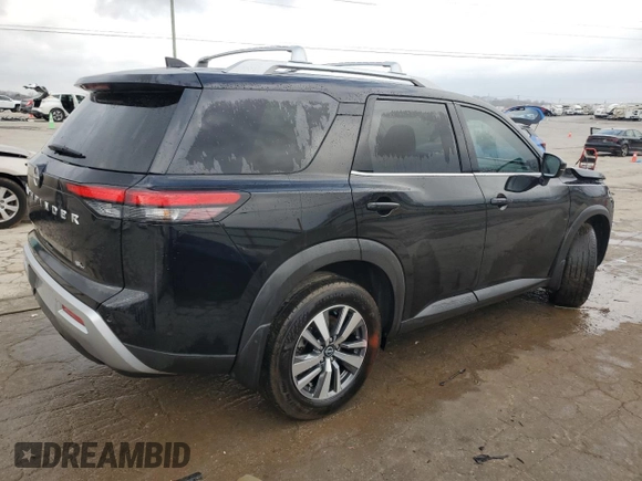 2024 Nissan Pathfinder SL z VIN 5N1DR3CA6RC251898, wystawiony jako Copart lot #43704265 z przebiegiem 19 683 mil mil oraz Szkoda całkowita • Salvage title. Historia ofert i sprzedaży dostępna na DreamBid. Obrazek 3.