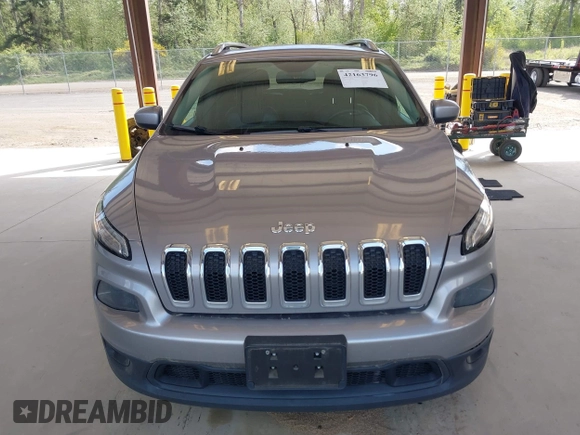2018 Jeep Cherokee Latitude Plus z VIN 1C4PJLLB9JD573435, wystawiony jako IAAI lot #42163796 z przebiegiem 57 486 mil mil oraz . Historia ofert i sprzedaży dostępna na DreamBid. Obrazek 11.