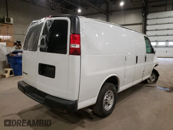 2020 Chevrolet Express Cargo Van with VIN 1GCWGAFP6L1179269, listed as a Copart auction lot 88147615 with 42,377 mi miles and Non Repairable. Bid and sale history available at carsss.com. Image 4.