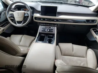 2023 Lincoln Aviator Reserve z VIN 5LM5J7XC5PGL11848, wystawiony jako Copart lot #50815295 z przebiegiem Nie podano mil oraz Szkoda całkowita • Salvage title. Historia ofert i sprzedaży dostępna na DreamBid. Obrazek 8.