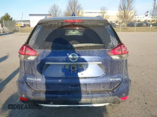 2019 Nissan Rogue SV with VIN JN8AT2MV9KW379176, listed as a IAAI auction lot 41768194 with 125,337 mi miles. Bid and sale history available at carsss.com. Image 17.