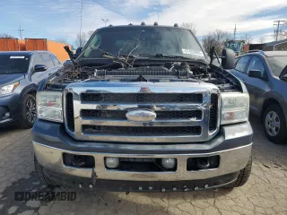 2006 Ford F-250 XL z VIN 1FTSW21P96EC26287, wystawiony jako Copart lot #47420085 z przebiegiem 150 095 mil mil oraz Szkoda całkowita • Salvage title. Historia ofert i sprzedaży dostępna na DreamBid. Obrazek 5.