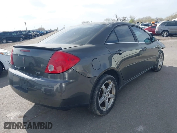 2007 Pontiac G6 with VIN 1G2ZG58N674177062, listed as a IAAI auction lot 41999888 with 275,836 mi miles. Bid and sale history available at carsss.com. Image 4.