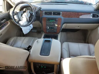 2008 Chevrolet Suburban LT w/3LT with VIN 1GNFK16358J242601, listed as a Copart auction lot 47931135 with 336,023 mi miles and Salvage Title. Bid and sale history available at carsss.com. Image 8.