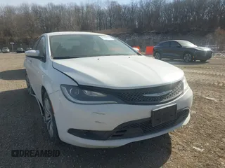 2016 Chrysler 200 S with VIN 1C3CCCBG0GN100441, listed as a IAAI auction lot 41445135 with 122,072 mi miles. Bid and sale history available at carsss.com. Image 1.