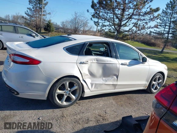 2013 Ford Fusion Titanium with VIN 3FA6P0D99DR147928, listed as a IAAI auction lot 41898122 with 135,693 mi miles. Bid and sale history available at carsss.com. Image 13.
