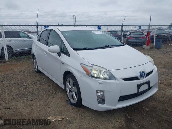 2010 Toyota Prius II with VIN JTDKN3DU5A0054601, listed as a IAAI auction lot 41670677 with 117,321 mi miles. Bid and sale history available at carsss.com. Image 1.