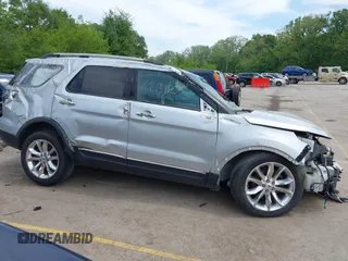 2012 Ford Explorer Limited z VIN 1FMHK7F90CGA60539, wystawiony jako IAAI lot #41922551 z przebiegiem 129 762 mil mil oraz . Historia ofert i sprzedaży dostępna na DreamBid. Obrazek 13.