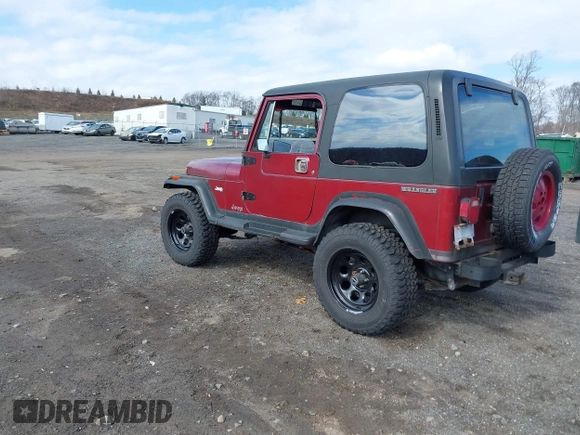 1987 Jeep Wrangler Laredo with VIN 2BCCZ8148HB535575, listed as a IAAI auction lot 41889583 with 221,521 mi miles. Bid and sale history available at carsss.com. Image 3.