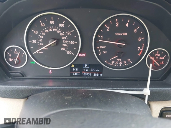 2013 BMW 3 Series 328i с VIN WBA3C1G55DNN93551, выставлен на аукционе IAAI как лот 41196707 с пробегом 165 735 миль миль и . История ставок и продаж доступна на DreamBid. Изображение 7.
