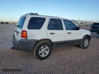 2007 Ford Escape XLT with VIN 1FMCU03197KA36558, listed as a Copart auction lot 46751845 with 202,784 mi miles and Clean Title. Bid and sale history available at carsss.com. Image 3.