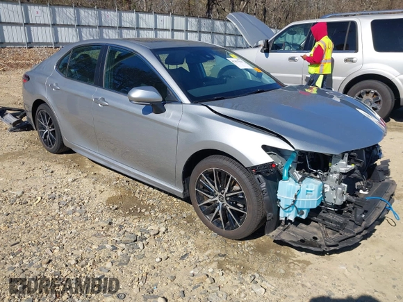 2022 Toyota Camry SE with VIN 4T1S11AK7NU054502, listed as a IAAI auction lot 41857044 with 55,585 mi miles and . Bid and sale history available at DreamBid. Image 1.