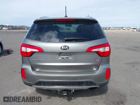 2014 Kia Sorento SX with VIN 5XYKWDA75EG453820, listed as a IAAI auction lot 41883759 with 192,137 mi miles. Bid and sale history available at carsss.com. Image 16.