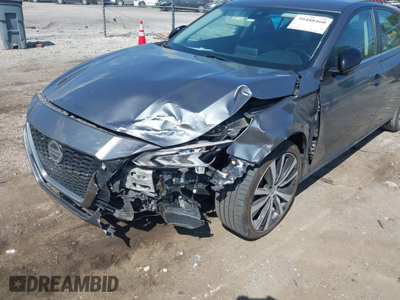 2020 Nissan Altima SR with VIN 1N4BL4CV6LC234697, listed as a IAAI auction lot 41010755 with 85,109 mi miles and . Bid and sale history available at carsss.com. Image 6.