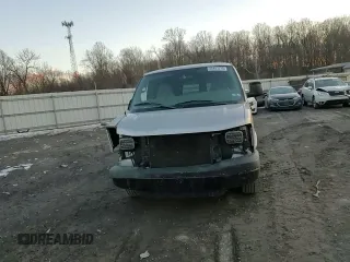 2005 Chevrolet Express Cargo z VIN 1GCFG15T251234110, wystawiony jako Copart lot #88493575 z przebiegiem Nie podano mil oraz Szkoda całkowita • Salvage title. Historia ofert i sprzedaży dostępna na DreamBid. Obrazek 12.