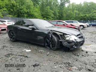 2004 Mercedes-Benz SL 500 z VIN WDBSK75F54F074136, wystawiony jako Copart lot #56868795 z przebiegiem 211 889 mil mil oraz Szkoda całkowita • Salvage title. Historia ofert i sprzedaży dostępna na DreamBid. Obrazek 4.