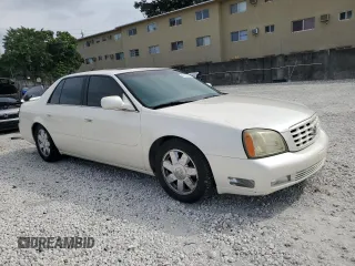 2003 Cadillac DeVille DTS z VIN 1G6KF57973U204531, wystawiony jako Copart lot #45712115 z przebiegiem 107 737 mil mil oraz Szkoda całkowita • Salvage title. Historia ofert i sprzedaży dostępna na DreamBid. Obrazek 4.