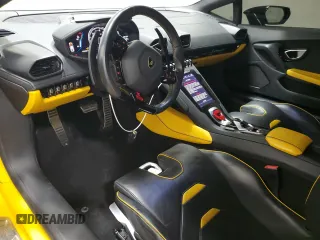 2020 Lamborghini Huracan z VIN ZHWUF5ZF1LLA15429, wystawiony jako Copart lot #84735034 z przebiegiem 30 209 mil mil oraz Szkoda całkowita • Salvage title. Historia ofert i sprzedaży dostępna na DreamBid. Obrazek 8.