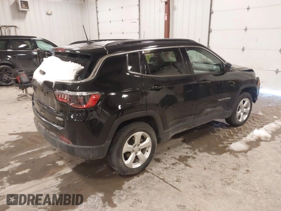 2022 Jeep Compass Latitude with VIN 3C4NJDBB5NT134974, listed as a IAAI auction lot 41379076 with 66,433 mi miles and . Bid and sale history available at DreamBid. Image 4.