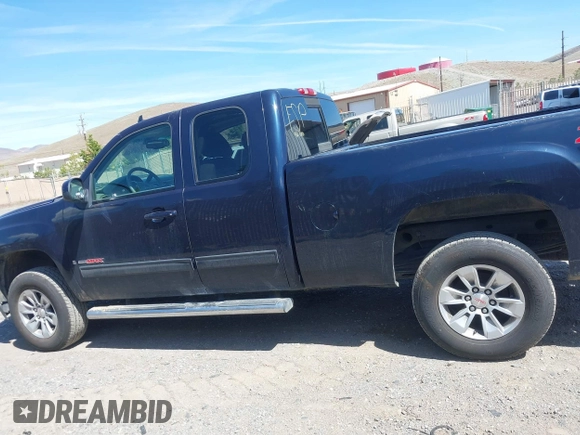 2008 GMC Sierra 1500 with VIN 1GTEK19Y98Z225605, listed as a IAAI auction lot 42216751 with 275,642 mi miles and . Bid and sale history available at DreamBid. Image 14.