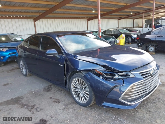2019 Toyota Avalon Hybrid Limited with VIN 4T1B21FB5KU007633, listed as a IAAI auction lot 41615161 with 132,182 mi miles. Bid and sale history available at carsss.com. Image 6.
