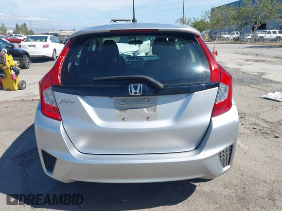 2015 Honda Fit LX z VIN 3HGGK5H51FM750102, wystawiony jako IAAI lot #42278830 z przebiegiem 121 855 mil mil oraz . Historia ofert i sprzedaży dostępna na DreamBid. Obrazek 16.