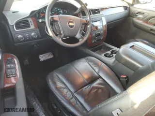 2009 Chevrolet Silverado 1500 LTZ with VIN 1GCEK39019Z276278, listed as a Copart auction lot 82020864 with 167,777 mi miles and Salvage Title. Bid and sale history available at carsss.com. Image 8.