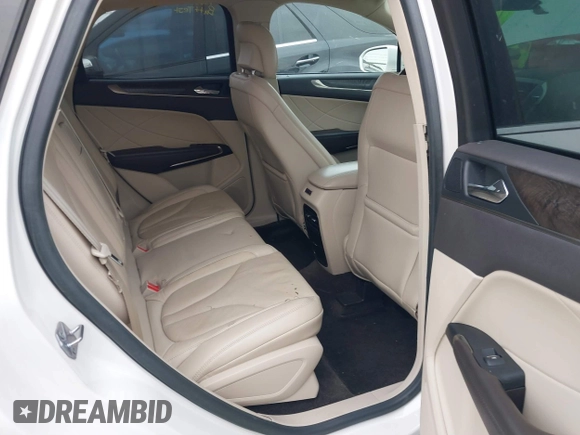 2018 Lincoln MKC Reserve с VIN 5LMCJ3C92JUL15133, выставлен на аукционе IAAI как лот 41416991 с пробегом 65 296 миль миль и . История ставок и продаж доступна на DreamBid. Изображение 8.