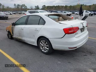 2015 Volkswagen Jetta Sedan 1.8T SE w/Connectivity with VIN 3VWD07AJ8FM261767, listed as a IAAI auction lot 41840088 with 23,289 mi miles. Bid and sale history available at carsss.com. Image 3.