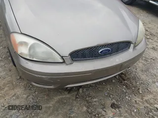 2005 Ford Taurus SE с VIN 1FAHP53285A177492, выставлен на аукционе IAAI как лот 42490543 с пробегом Не указан миль и . История ставок и продаж доступна на DreamBid. Изображение 6.