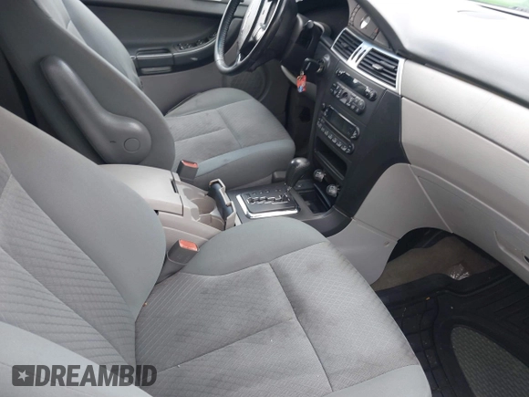 2007 Chrysler Pacifica Touring with VIN 2A8GM68X87R240235, listed as a IAAI auction lot 42477435 with Not provided miles and . Bid and sale history available at DreamBid. Image 5.