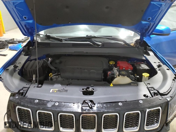 2019 Jeep Compass Latitude с VIN 3C4NJDBB0KT594099, выставлен на аукционе Copart как лот 57727035 с пробегом 38 385 миль миль и Списание • Salvage title. История ставок и продаж доступна на DreamBid. Изображение 11.