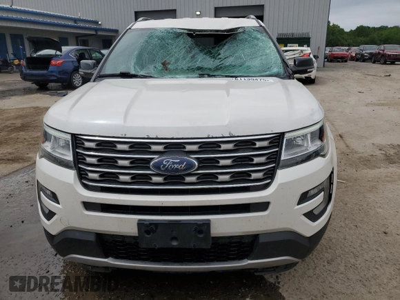 2017 Ford Explorer XLT z VIN 1FM5K8D8XHGC74397, wystawiony jako Copart lot #61139475 z przebiegiem 99 580 mil mil oraz Szkoda całkowita • Salvage title. Historia ofert i sprzedaży dostępna na DreamBid. Obrazek 5.
