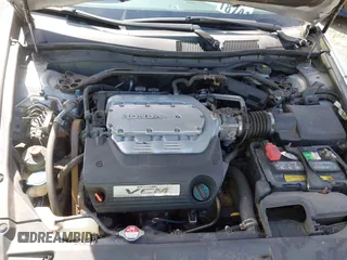 2009 Honda Accord EX-L with VIN 1HGCP36809A043415, listed as a IAAI auction lot 42143828 with 144,436 mi miles and . Bid and sale history available at DreamBid. Image 10.