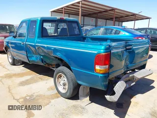 1994 Ford Ranger XL with VIN 1FTCR14A8RPB25781, listed as a IAAI auction lot 41730398 with 211,323 mi miles. Bid and sale history available at carsss.com. Image 3.