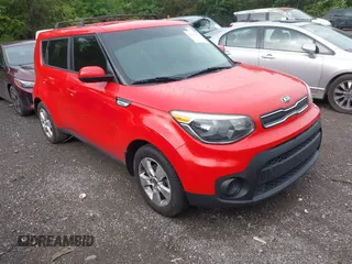 2019 Kia Soul z VIN KNDJN2A21K7686187, wystawiony jako IAAI lot #42092561 z przebiegiem 114 748 mil mil oraz . Historia ofert i sprzedaży dostępna na DreamBid. Obrazek 1.