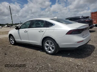 2024 Honda Accord LX z VIN 1HGCY1F2XRA044763, wystawiony jako Copart lot #51699514 z przebiegiem 1817 mil mil oraz Szkody całkowita. Historia ofert i sprzedaży dostępna na DreamBid. Obrazek 2.