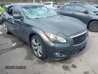 2012 Infiniti M37 with VIN JN1BY1AP1CM332242, listed as a IAAI auction lot 41318265 with 208,352 mi miles. Bid and sale history available at carsss.com. Image 1.