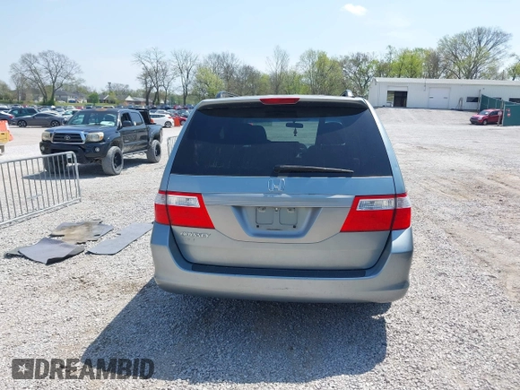 2007 Honda Odyssey EX with VIN 5FNRL38457B042912, listed as a IAAI auction lot 41992847 with 194,822 mi miles and . Bid and sale history available at DreamBid. Image 16.