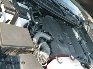 2024 Toyota Tundra SR5 с VIN 5TFLA5DB2RX232526, выставлен на аукционе IAAI как лот 43084772 с пробегом 20 580 миль миль и . История ставок и продаж доступна на DreamBid. Изображение 18.